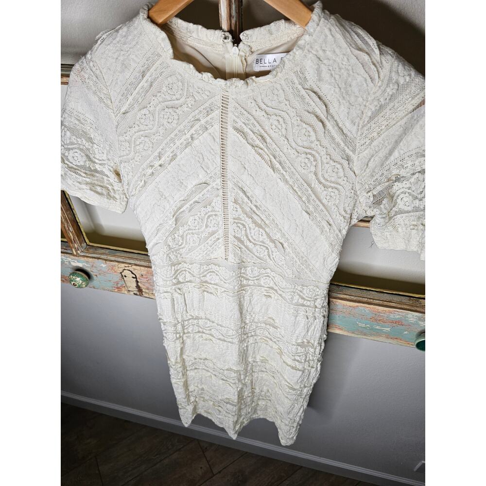 Bella Ella Ladies Cream Lace Knee Length Dress Size Medium - Picture 5 of 13